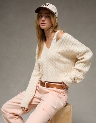 AE Cropped Cable Knit V-Neck Sweater