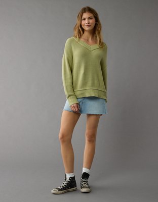 AE Long Weekend V-Neck Sweater