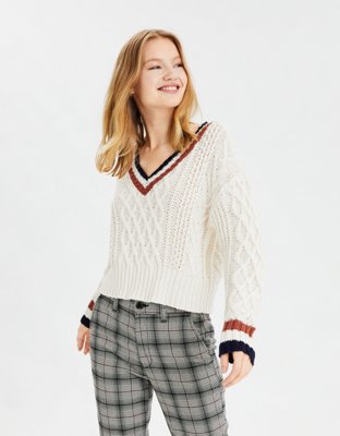 AE VNeck Cropped Cable Knit Sweater