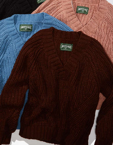 AE Oversized Chunky Knit V-Neck Sweater