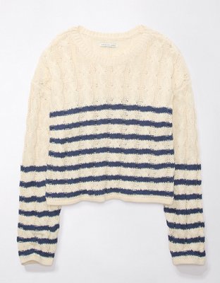 AE Cropped Cable Knit Cardigan