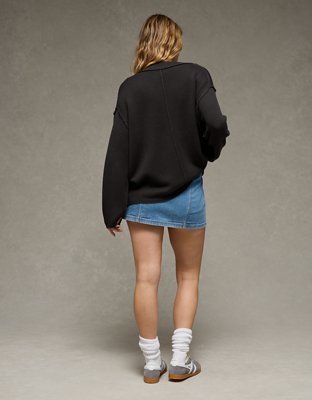 AE Big Hug V-Neck Sweater