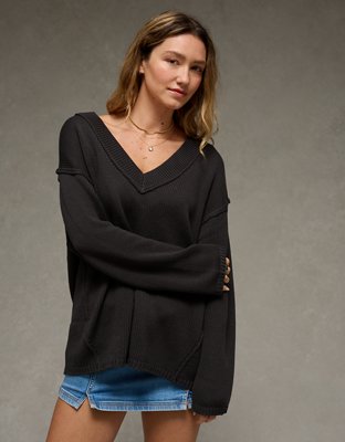 AE Big Hug V-Neck Sweater