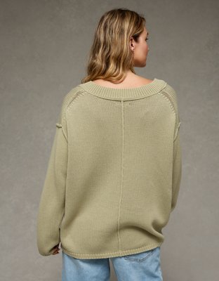 AE Big Hug V-Neck Sweater AE