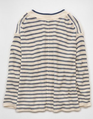 AE Big Hug V-Neck Sweater