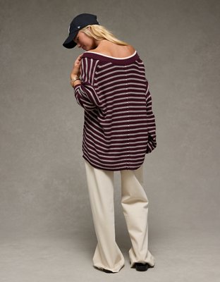 AE Big Hug V-Neck Sweater