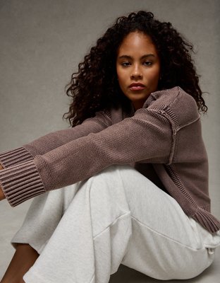 AE Long Weekend V-Neck Sweater