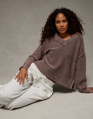 AE Long Weekend V-Neck Sweater
