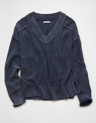 AE Long Weekend V-Neck Sweater