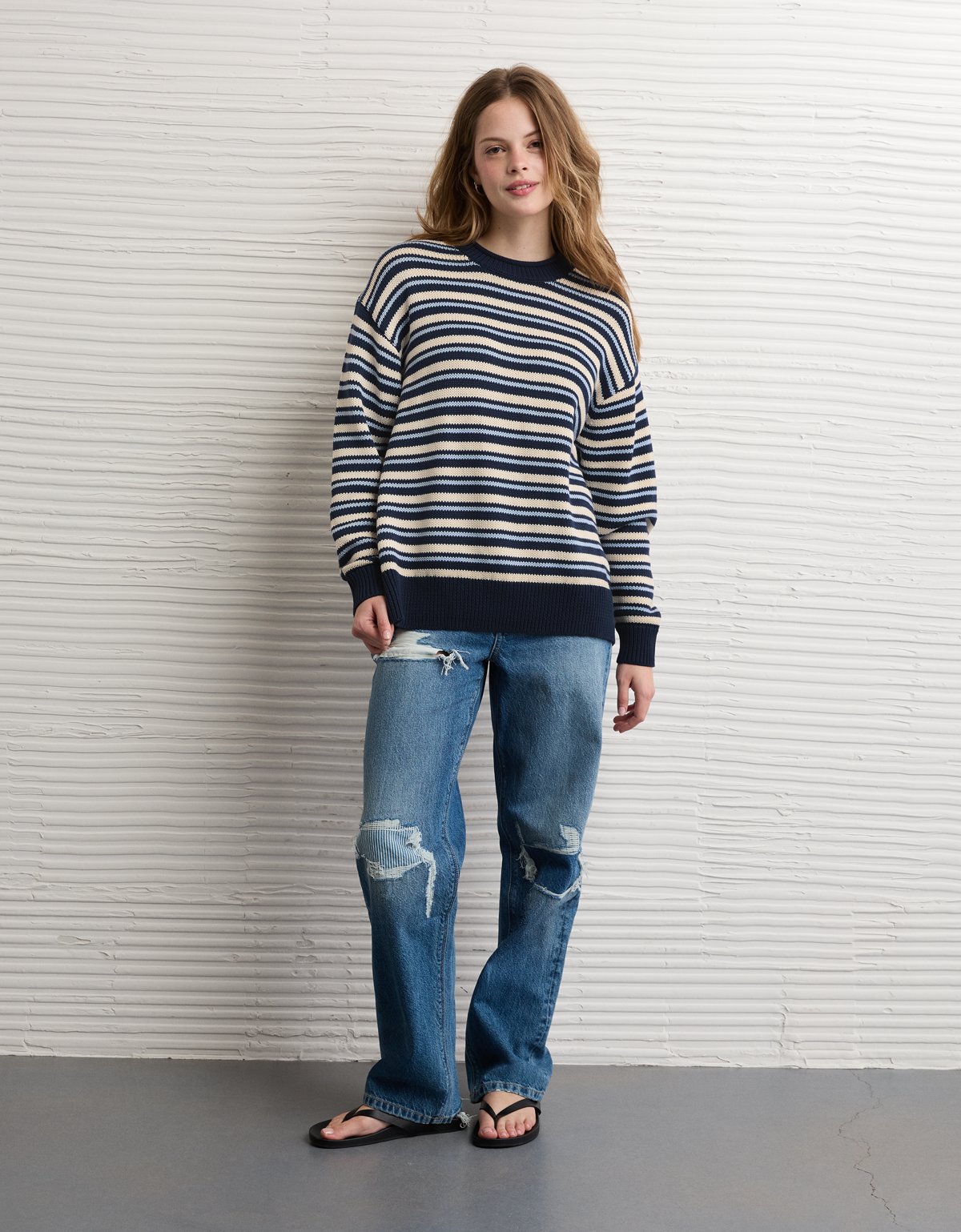 AE Big Hug Oversized Sweater - image 5