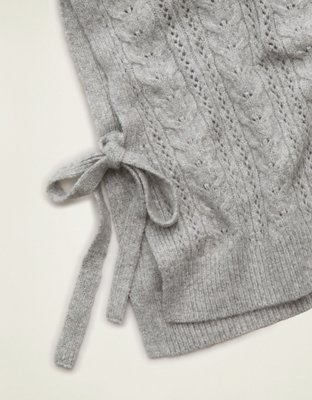 AE Whoa So Soft Cable Knit Vest