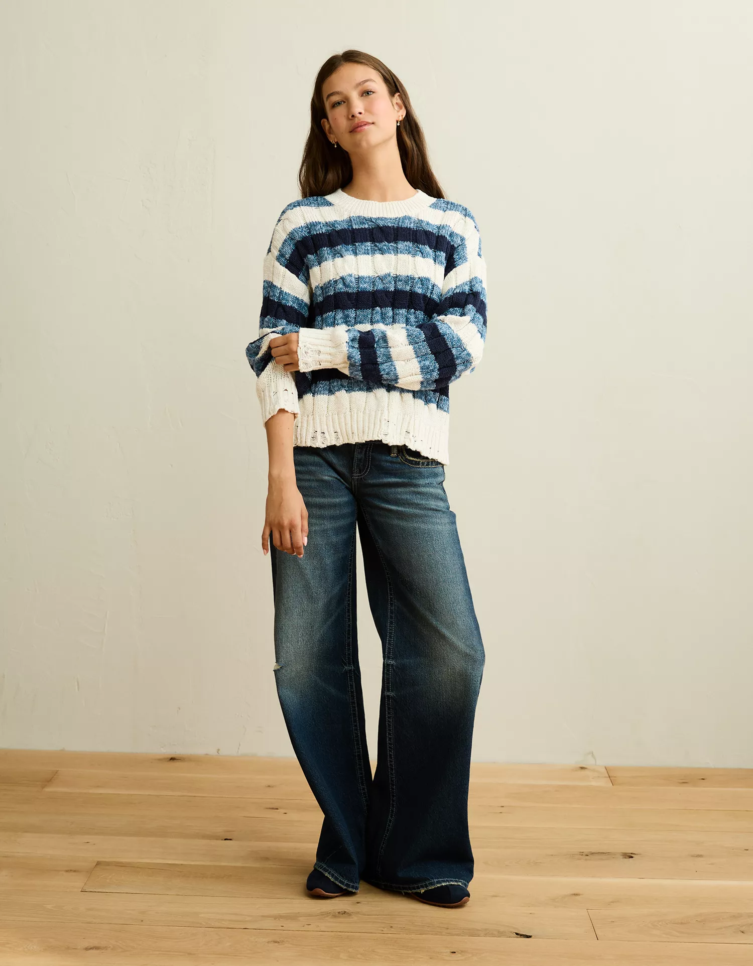 AE Cable Knit Sweater - thumbnail 4