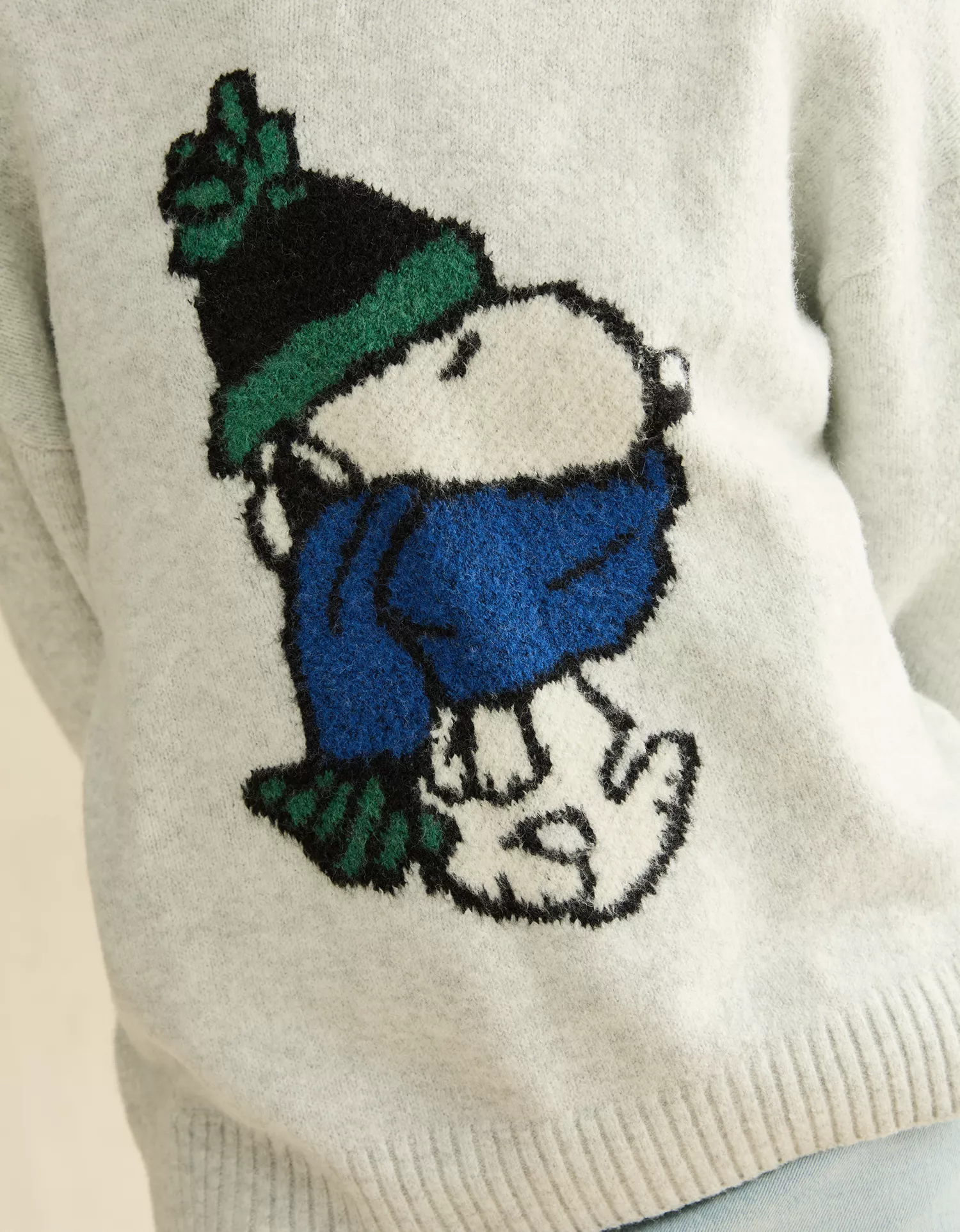 AE Whoa So Soft Snoopy Graphic Oversized Sweater - thumbnail 6