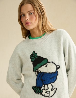 AE Whoa So Soft Snoopy Graphic Oversized Sweater