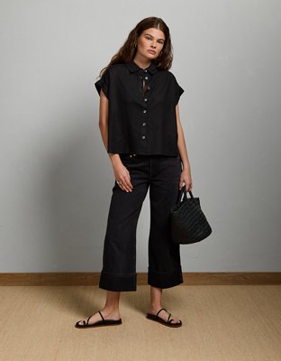 Женская рубашка American Eagle AE77 Boxy Cropped Linen-Blend Button-Up, цвет: Чёрный — фото 5
