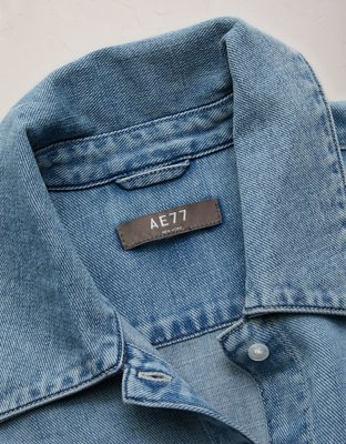 Женская рубашка American Eagle AE77 Puff-Sleeve Denim Shirt, цвет: Средняя варка — фото 5