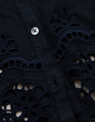 Женская рубашка American Eagle AE77 Embroidered Linen-Blend Button-Up, цвет: Тёмно-синий — фото 8