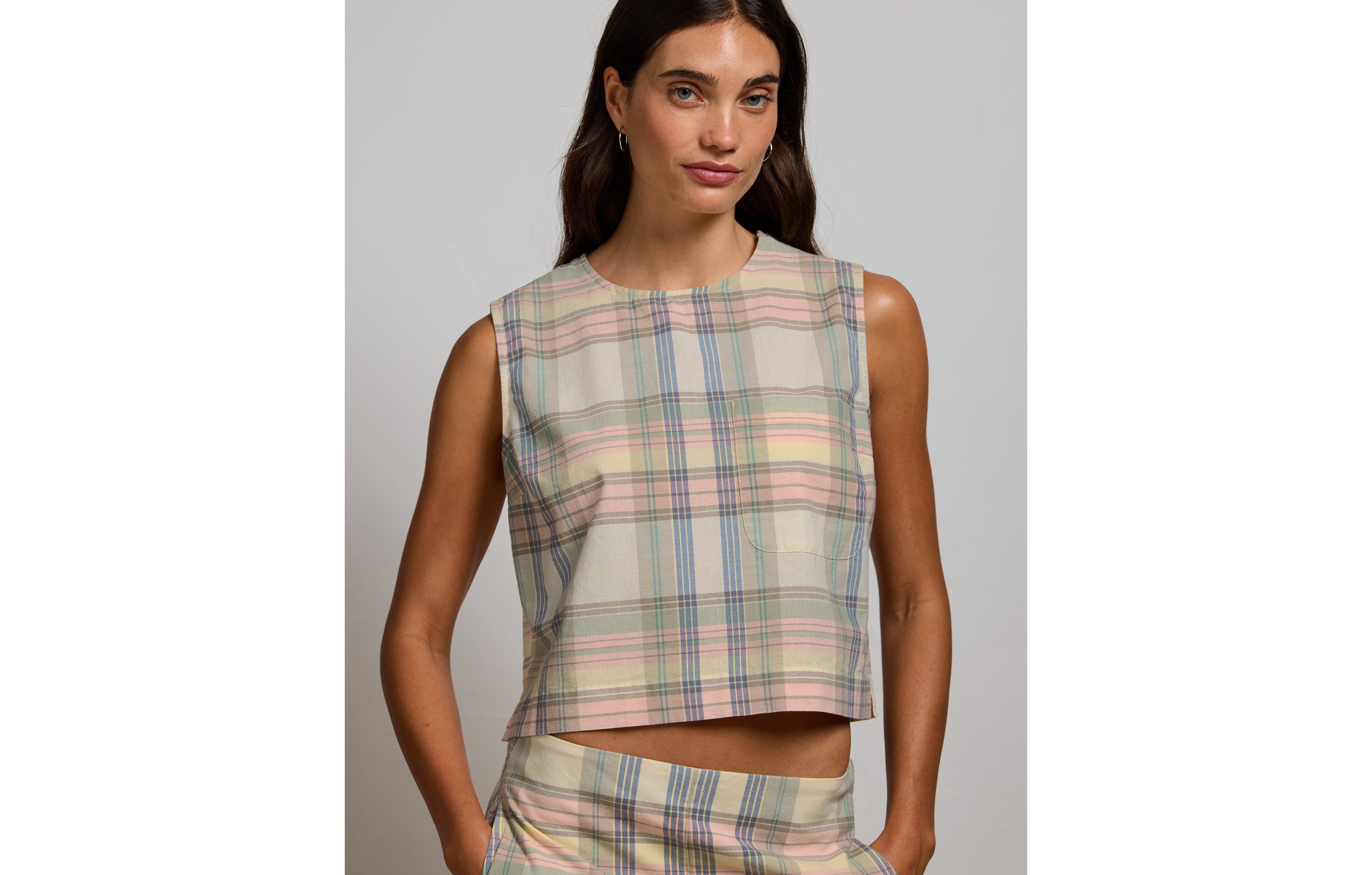 AE77 Boxy Shell Top