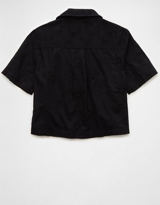 Женские рубашки American Eagle AE Cropped Eyelet Button-Up Shirt — фото 4