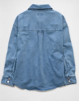 Женские рубашки American Eagle AE Dreamy Drape Cozy Long-Sleeve Button-Up Denim Shirt — фото 4