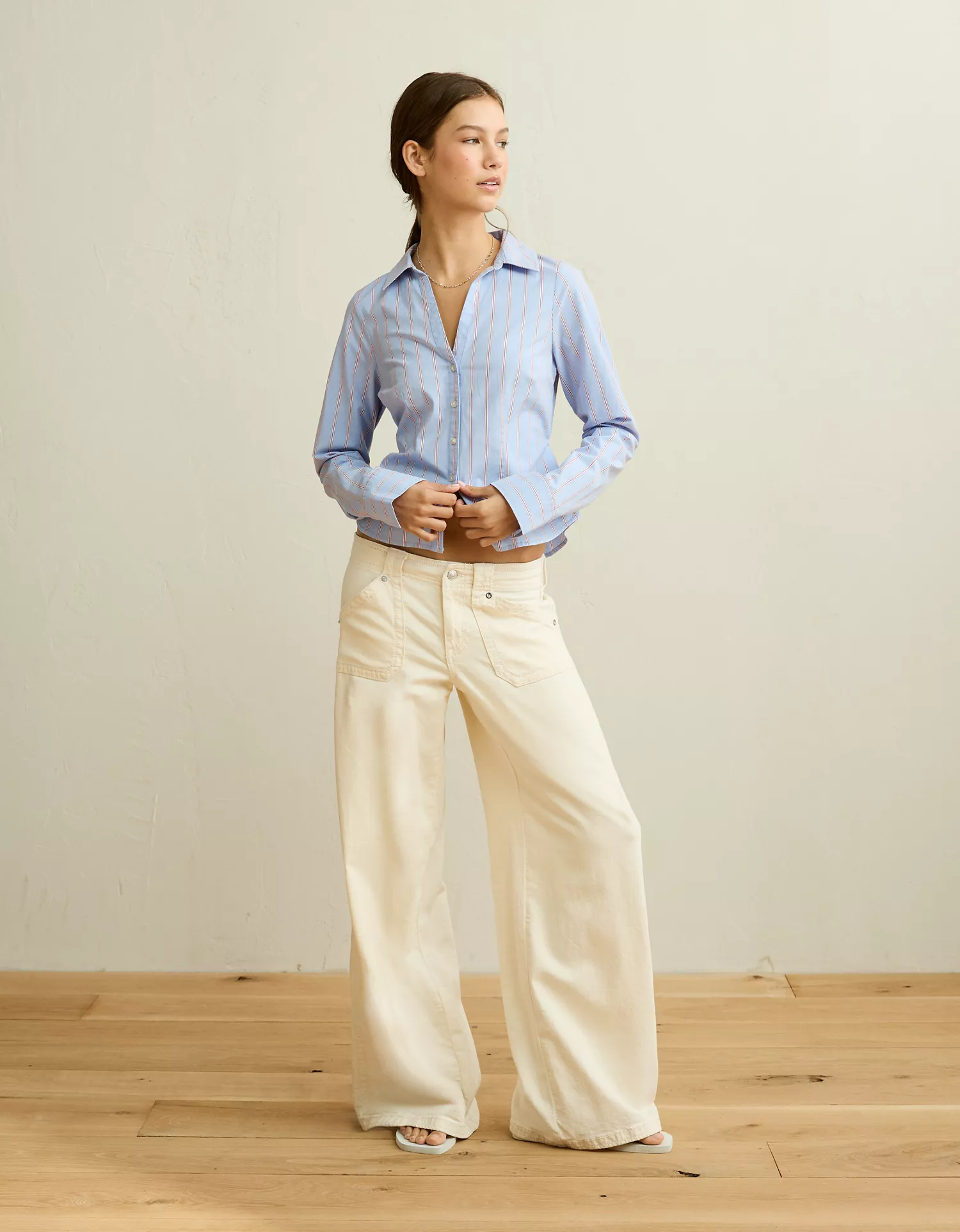AE Fitted Button-Up Shirt