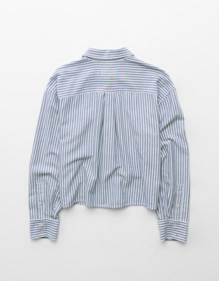 AE Camisa cropped con botones