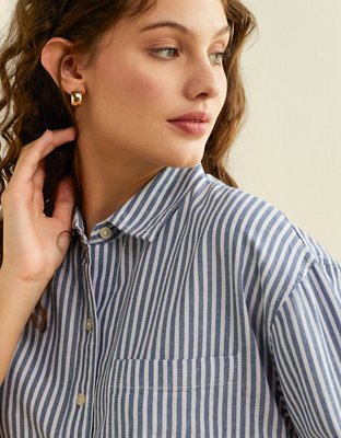 AE Camisa cropped con botones