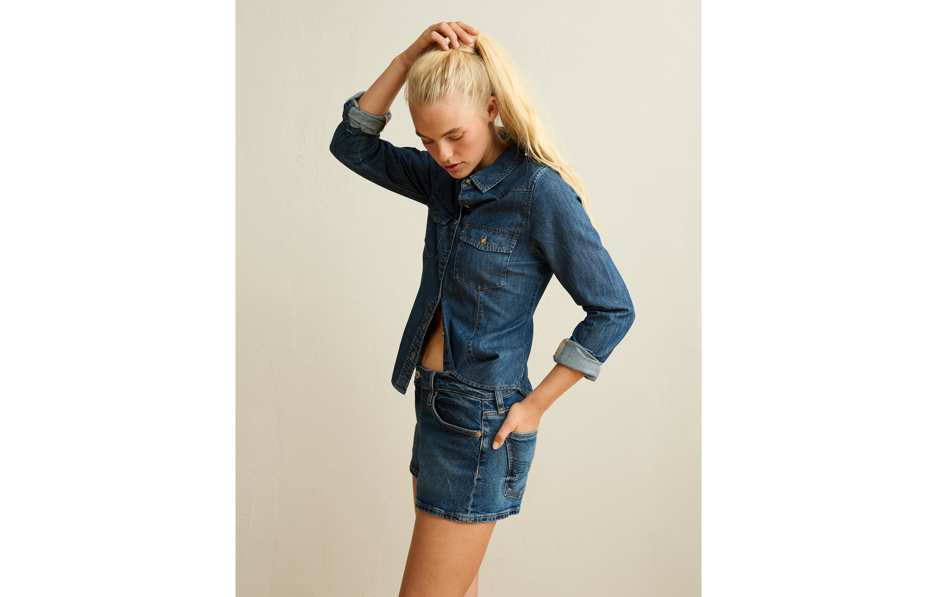 AE Fitted Denim Button-Up Shirt