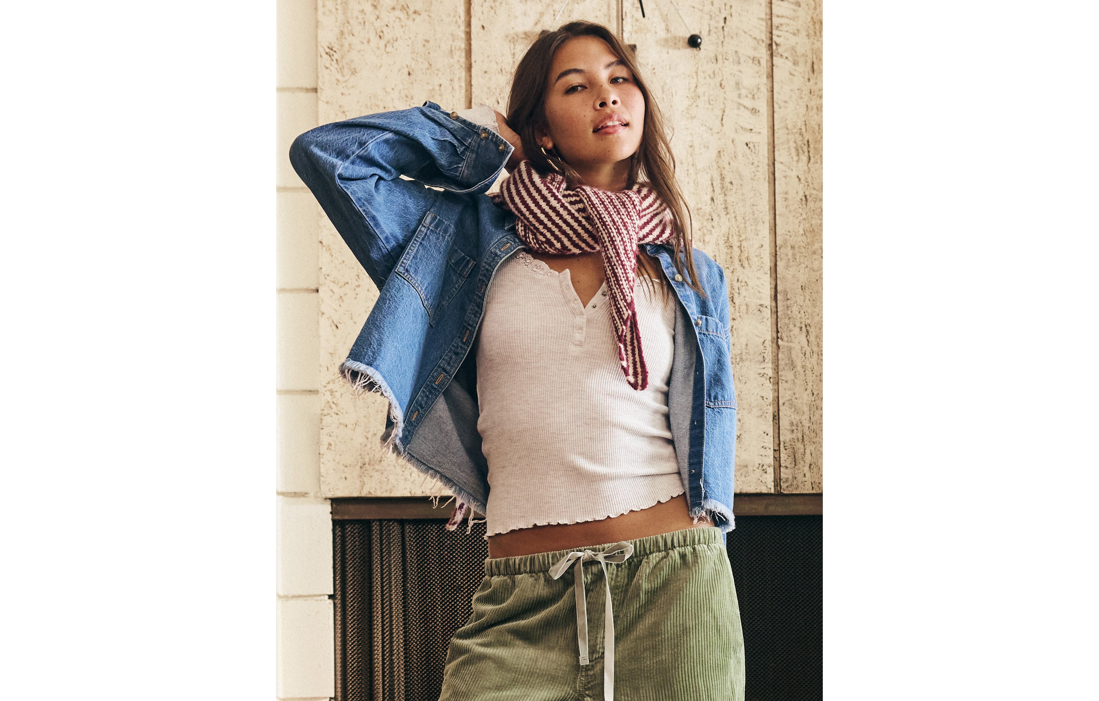 AE Cropped Button-Up Shirt