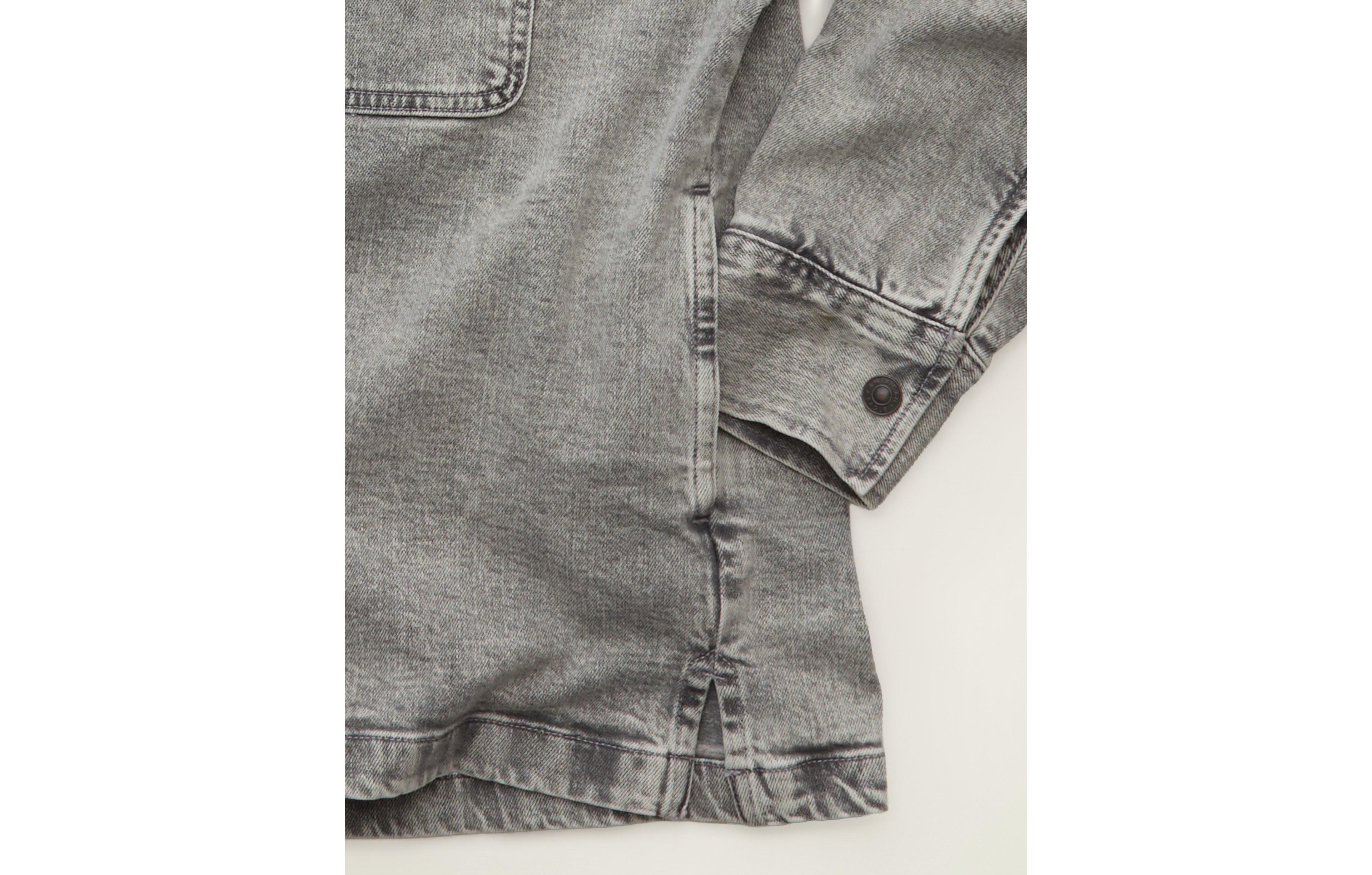 AE Oversized Denim Shacket