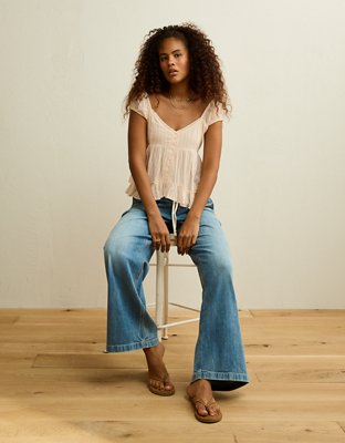 AE Blusa Estilo Babydoll con Ribete de Encaje
