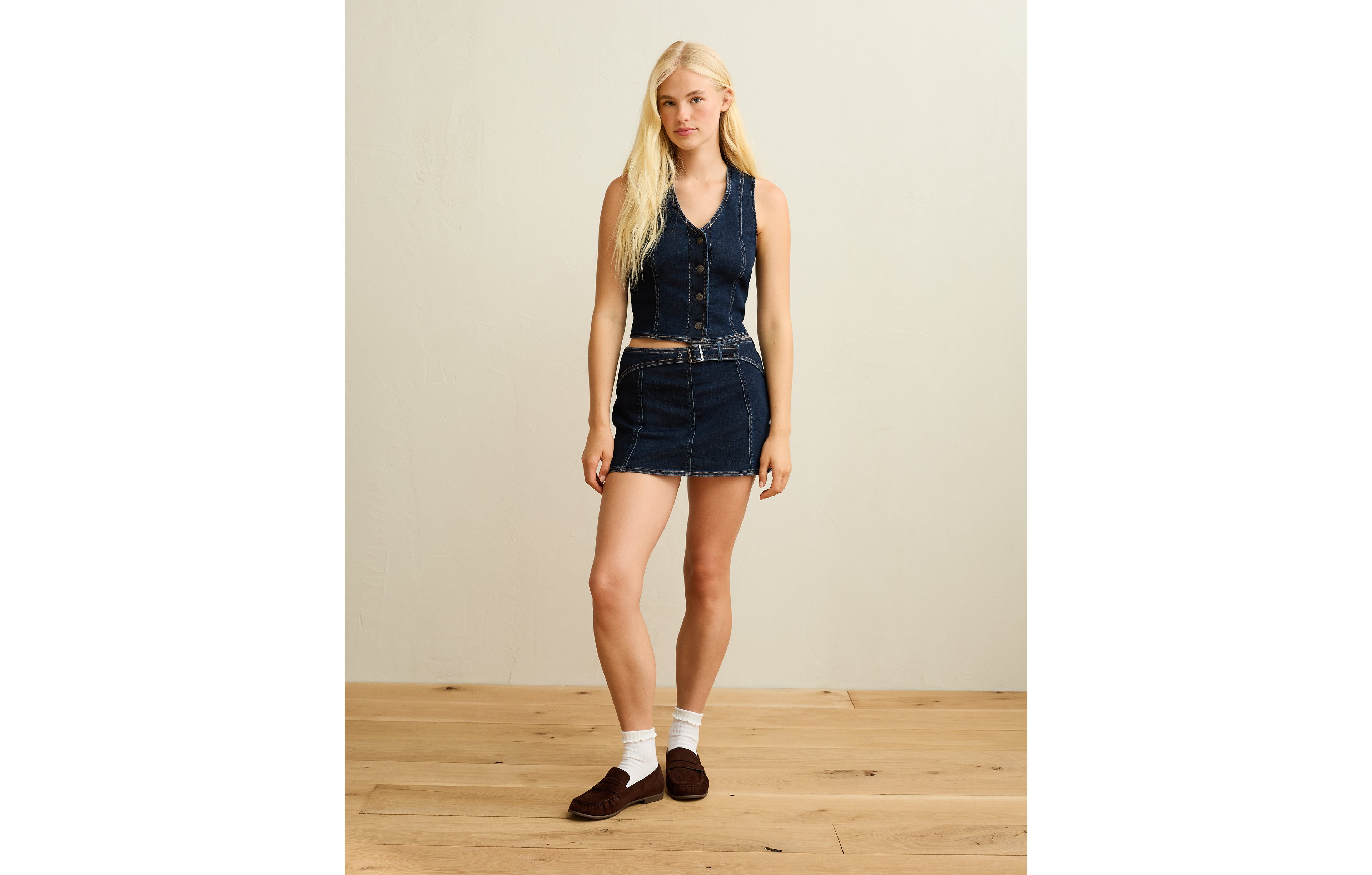 AE Button-Up Denim Vest