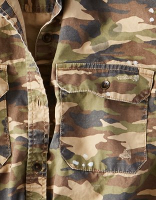 Женские куртки American Eagle AE Oversized Camo Shirt Jacket — фото 5