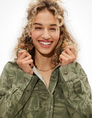 Женские топы American Eagle AE Cropped Jungle Military Shacket — фото 5