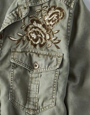 Женские рубашки American Eagle AE Floral Embroidery Military Shine Shirt — фото 5