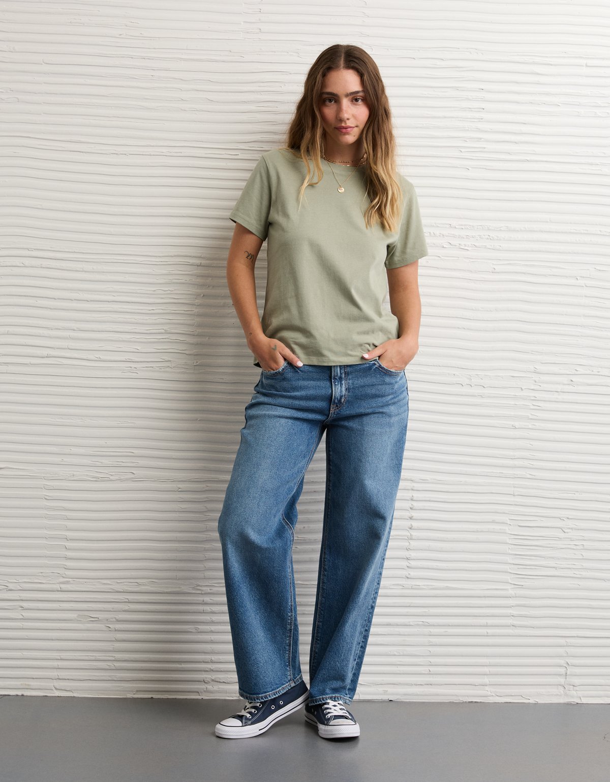 AE Short Sleeve Classic T-Shirt - image 5