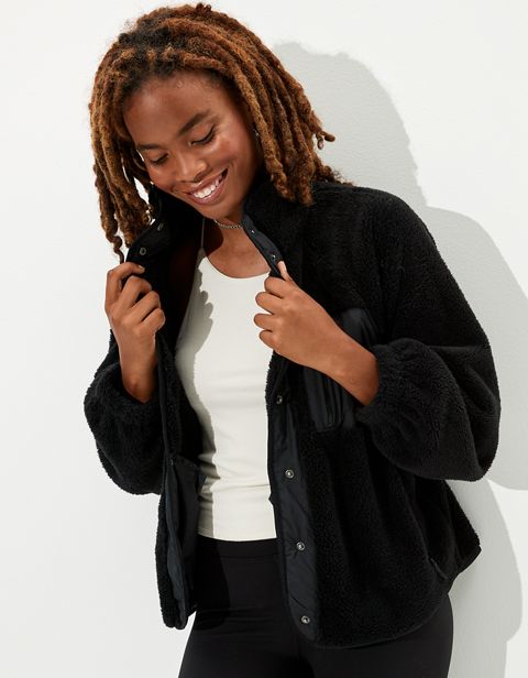 Женские куртки American Eagle AE Fuzzy Sherpa Snap Front Jacket