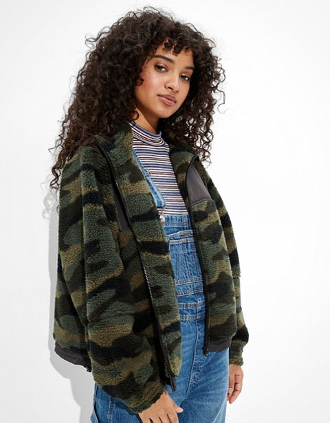 Женские куртки American Eagle AE Sherpa Zip-Up Jacket