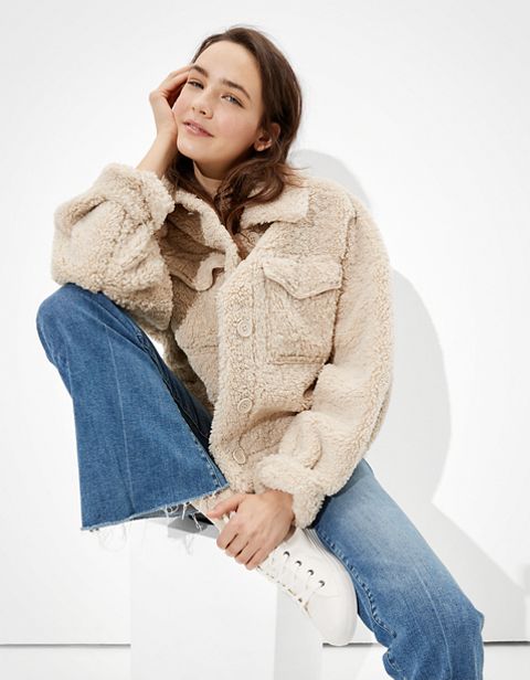 Женские куртки American Eagle AE Sherpa Trucker Jacket
