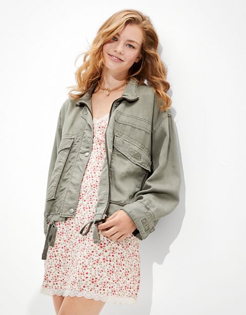 Женские куртки American Eagle AE Cropped Military Jacket