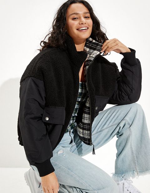 Женские куртки American Eagle AE Reversible Puffer Jacket