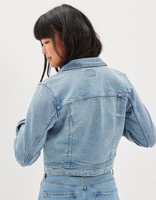 AE Shrunken Cropped Denim Jacket