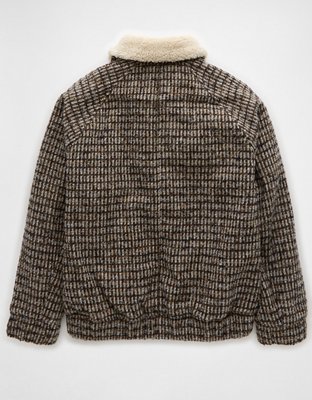 Женские куртки American Eagle AE Sherpa Collar Bomber Jacket — фото 4