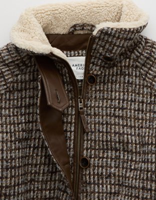 Женские куртки American Eagle AE Sherpa Collar Bomber Jacket — фото 6