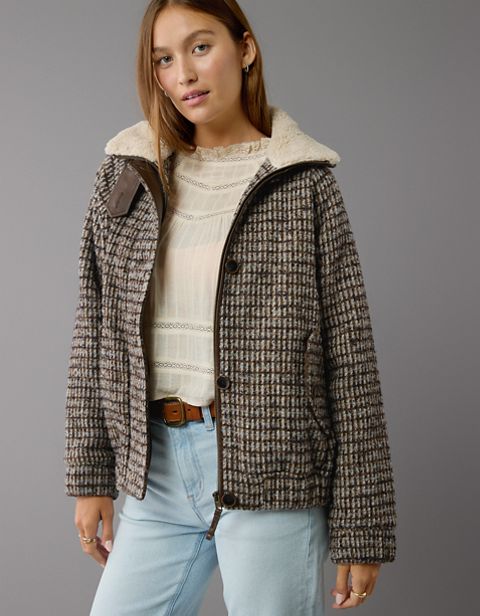 Женские куртки American Eagle AE Sherpa Collar Bomber Jacket