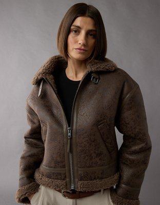 Женские куртки American Eagle AE Shearling Biker Jacket — фото 4