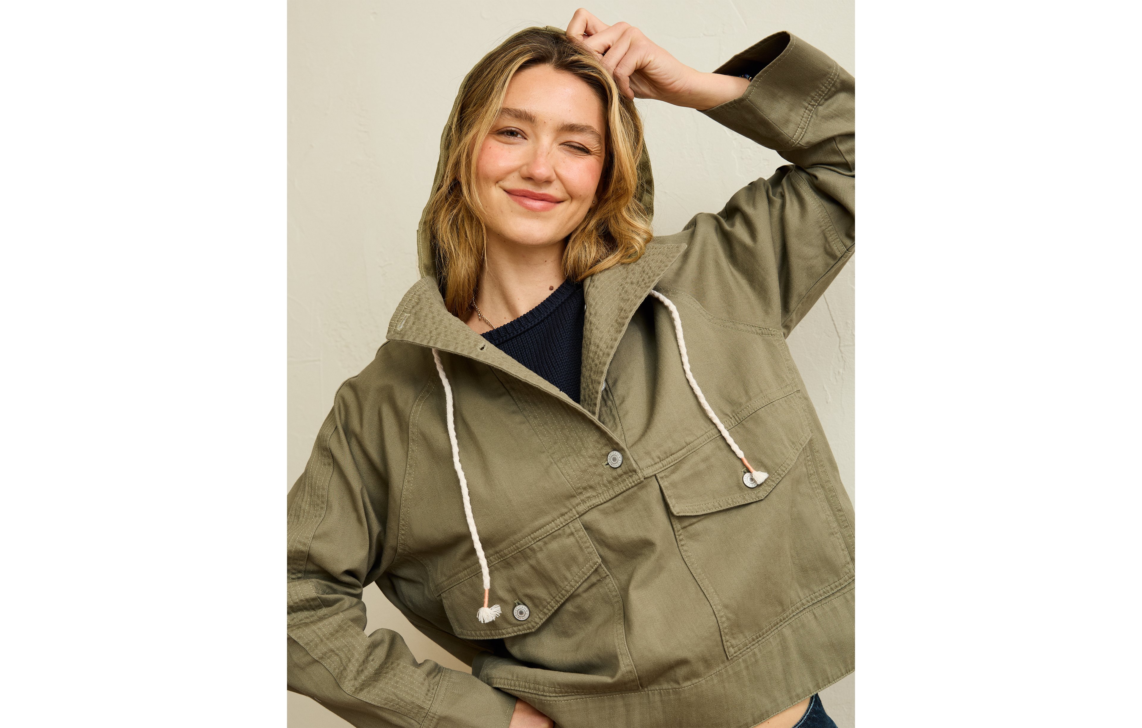 AE Lightweight Twill Anorak