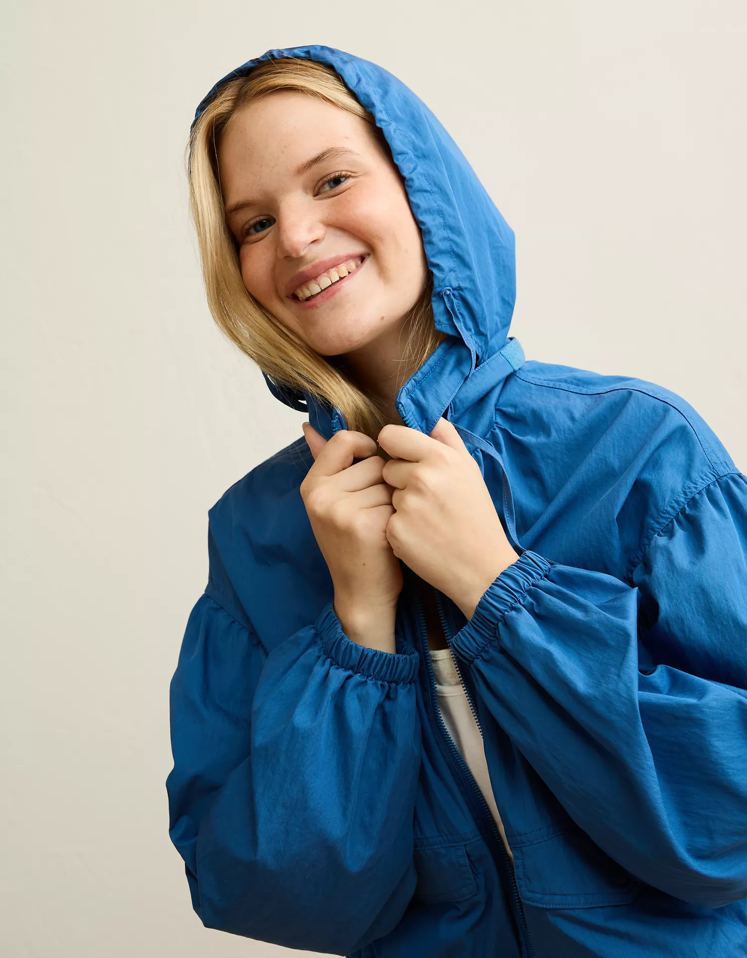 AE Cropped Windbreaker Jacket - thumbnail 7