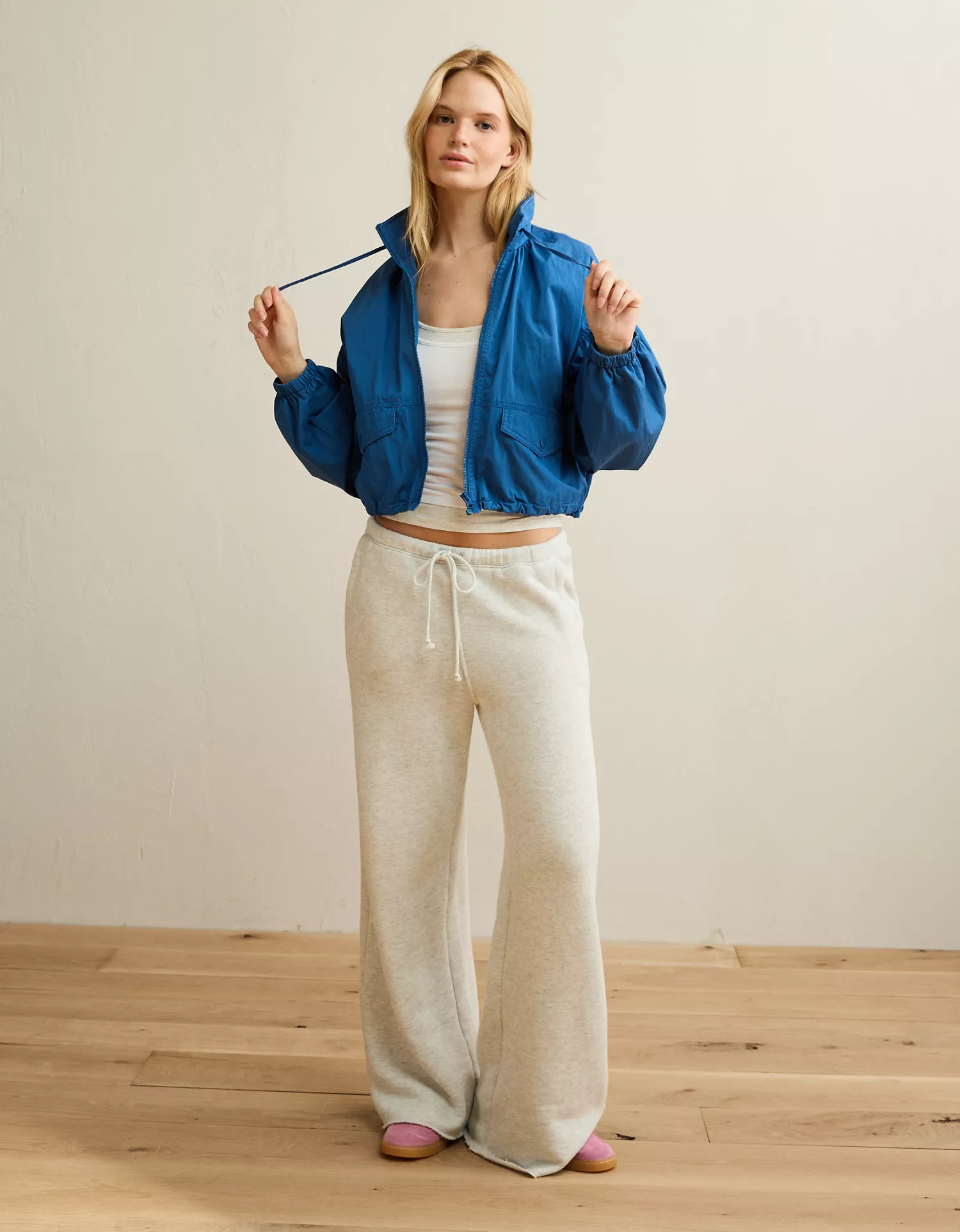 AE Cropped Windbreaker Jacket - thumbnail 5
