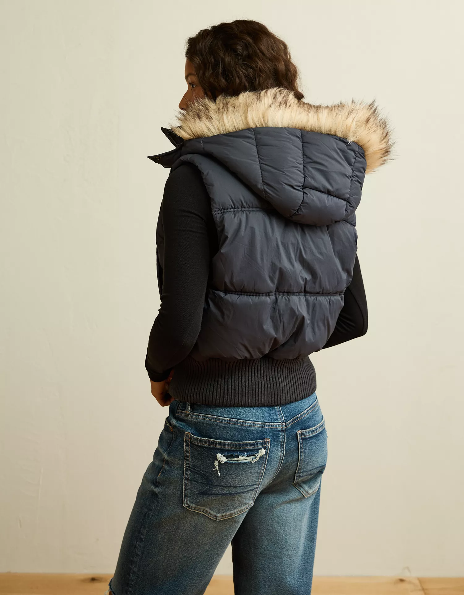 AE Fur Hood Puffer Vest - thumbnail 2
